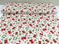 Preview: Patchwork Stoff Studio E Geschenkpäckchen in rot und grün  mit Schneemann